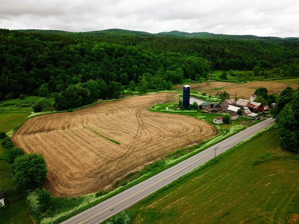 3851 Vt Route 12 Braintree VT 05060