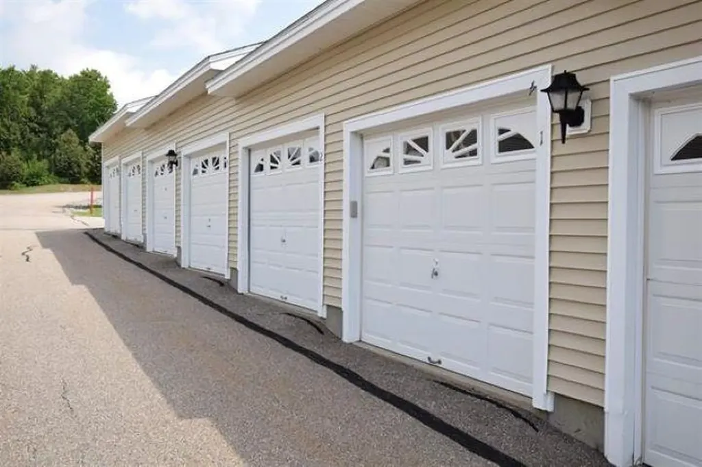 28 Shane Way Laconia NH 03246