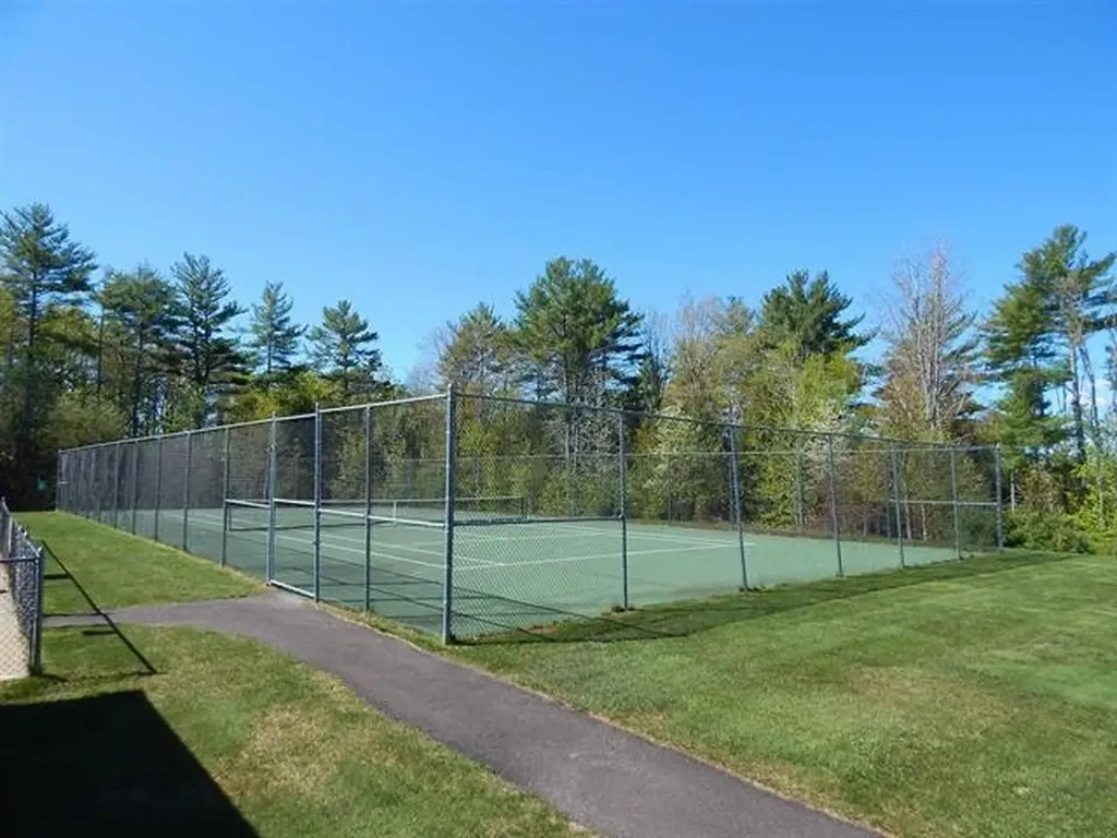 28 Shane Way Laconia NH 03246