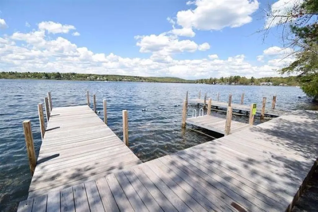 28 Shane Way Laconia NH 03246
