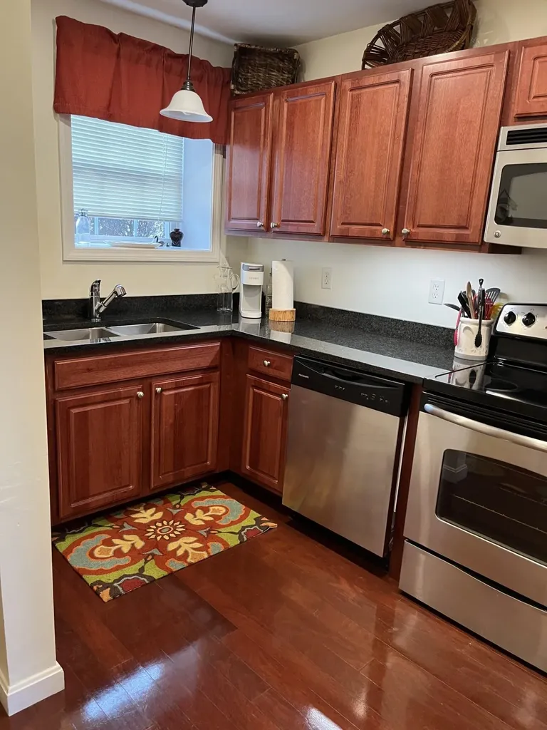 28 Shane Way Laconia NH 03246