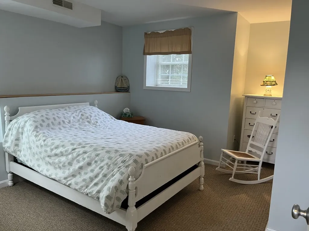 28 Shane Way Laconia NH 03246
