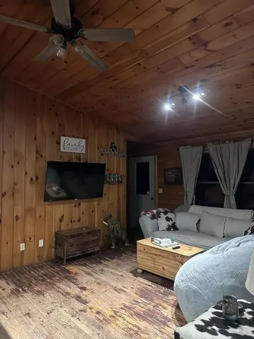 17 Tracy Hill Road Northfield VT 05663