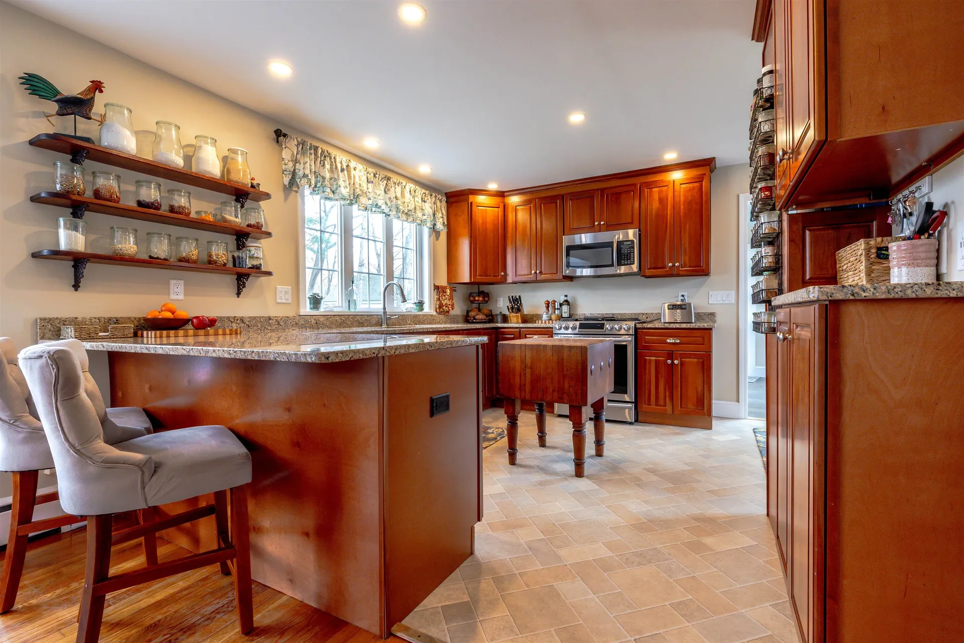48 Auburn Street Concord NH 03301