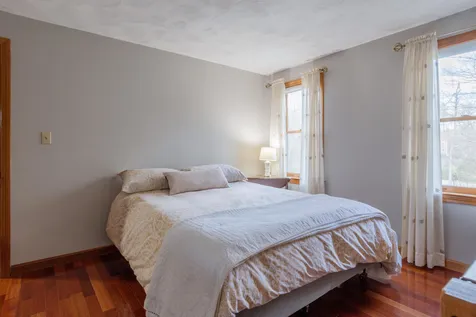 25 Peaslee Court Hampstead NH 03841
