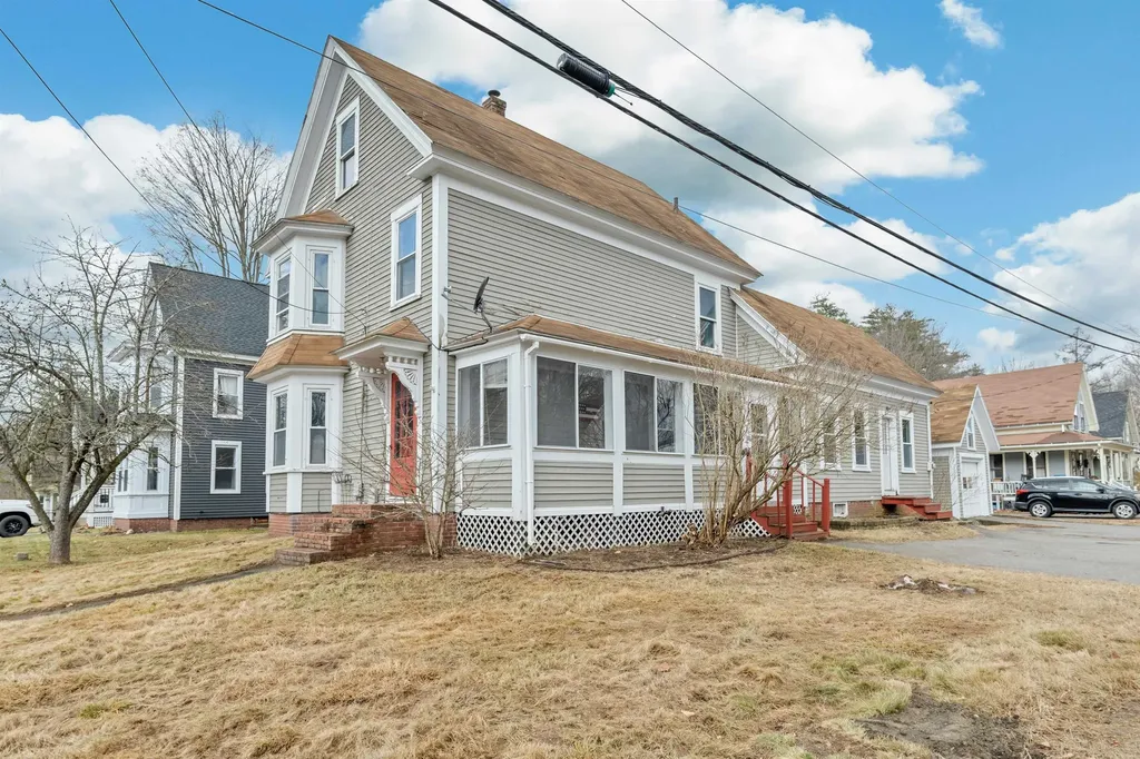 3 Mooney Street Alton NH 03809