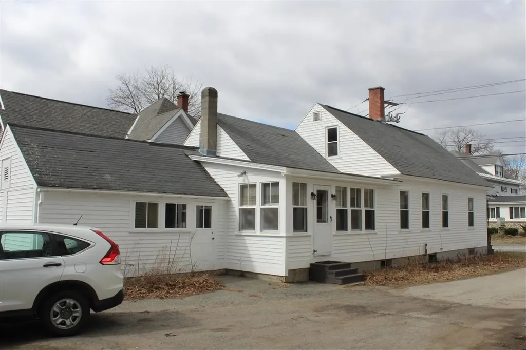 90 Sullivan Street Claremont NH 03743