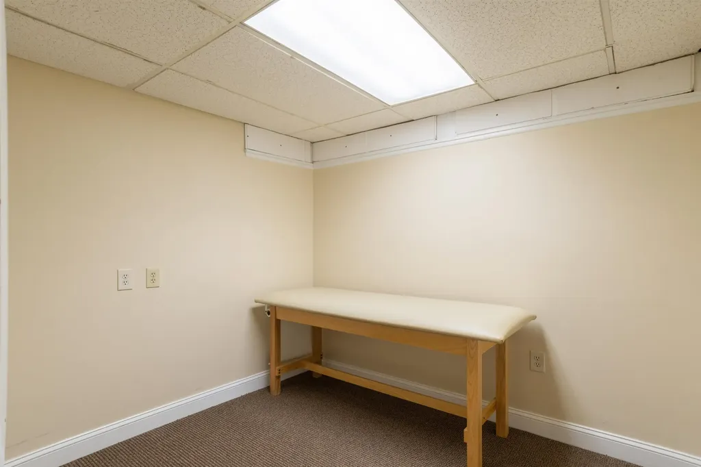 171 Kinsley Street Nashua NH 03060