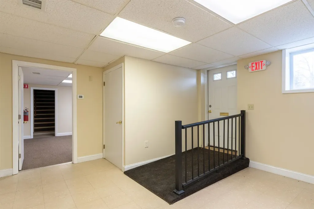 171 Kinsley Street Nashua NH 03060