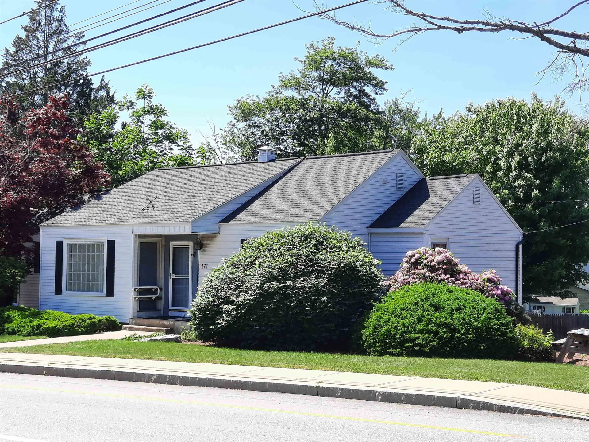 171 Kinsley Street Nashua NH 03060