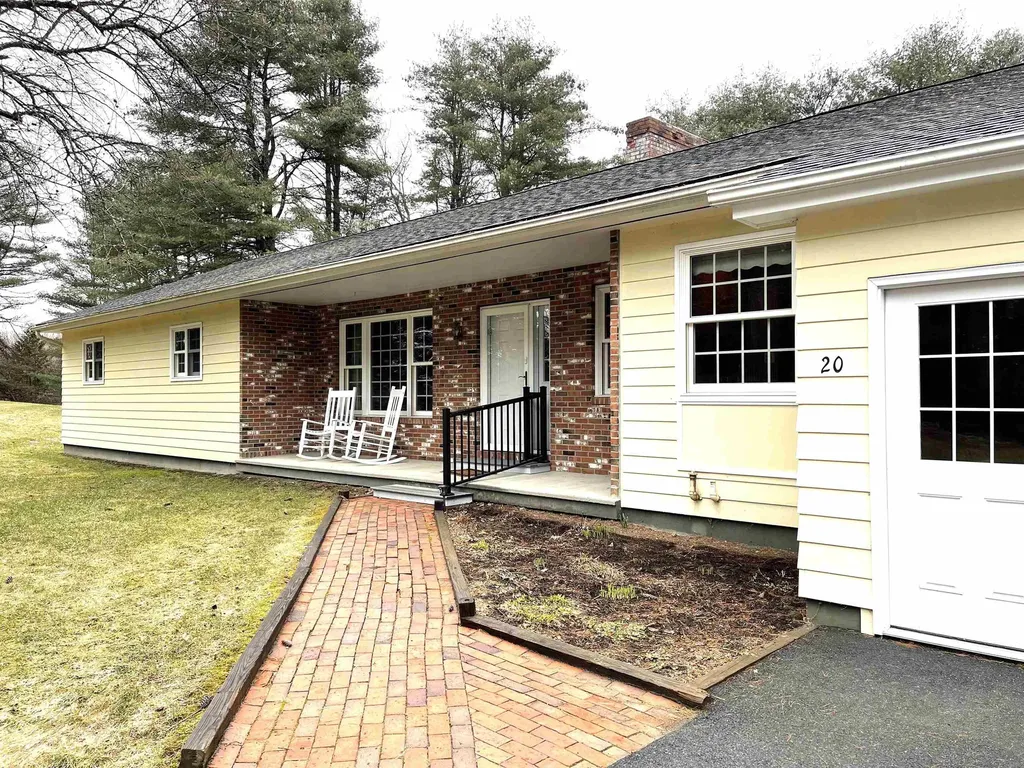 20 Spring Creek Road St. Johnsbury VT 05819