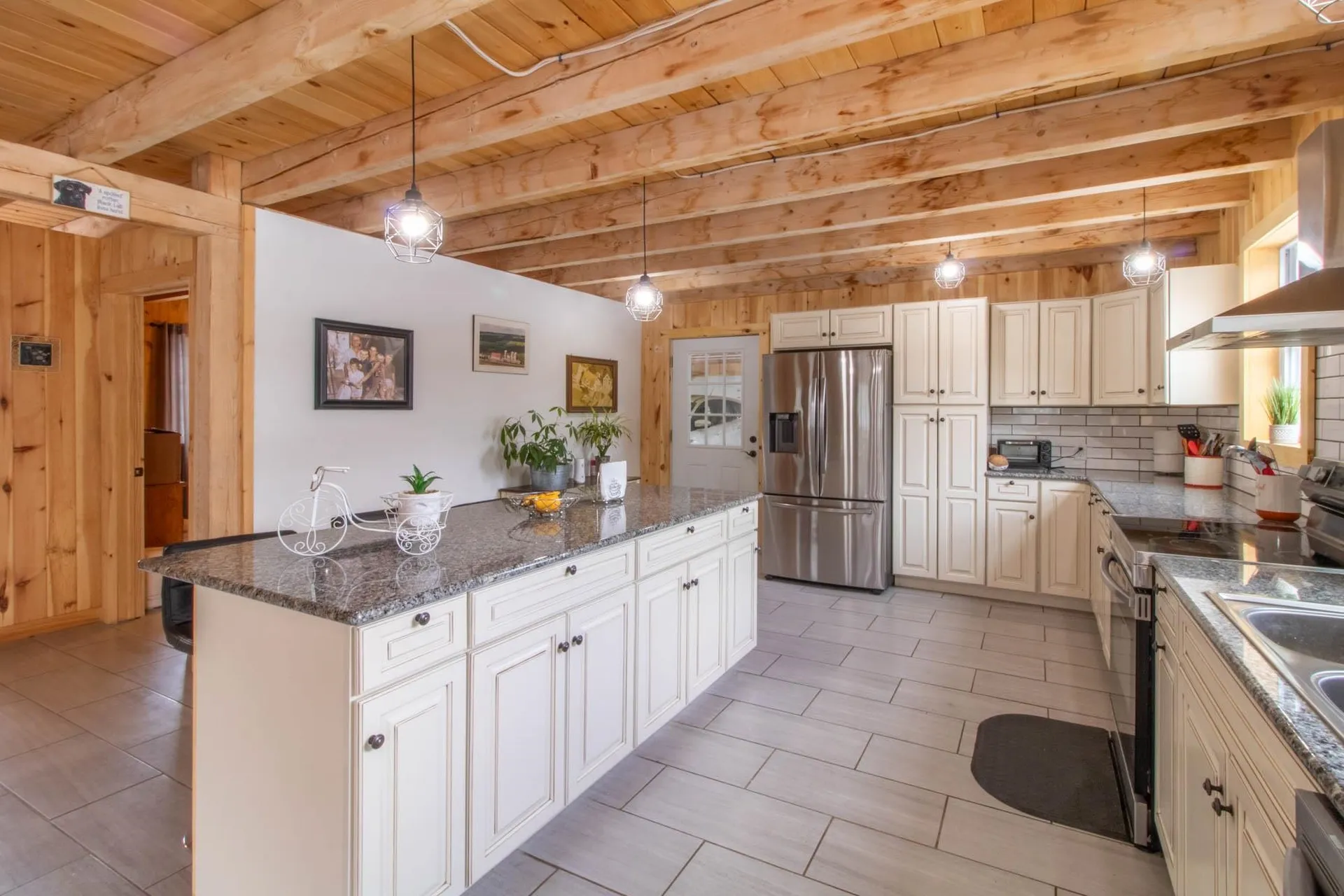 656 Leo's Lane Norton VT 05907