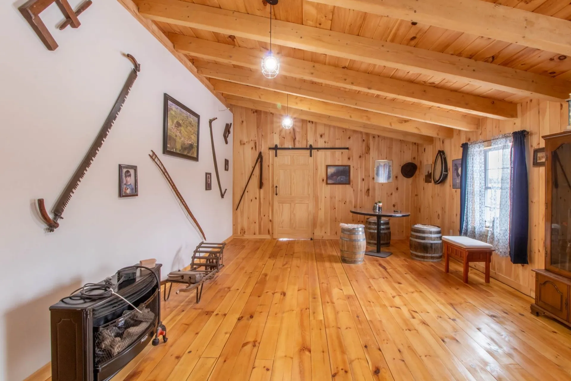 656 Leo's Lane Norton VT 05907