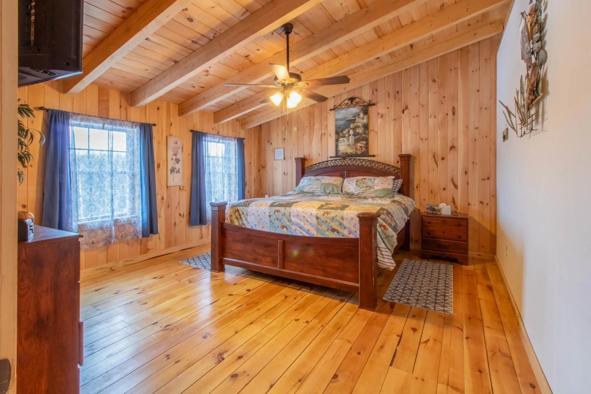 656 Leo's Lane Norton VT 05907