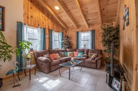 656 Leo's Lane Norton VT 05907