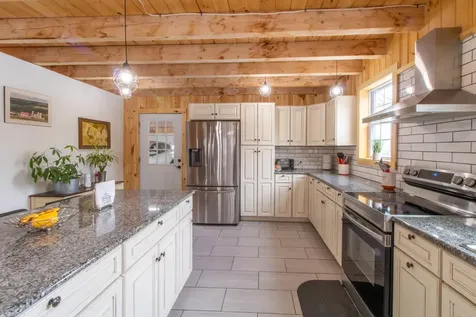 656 Leo's Lane Norton VT 05907