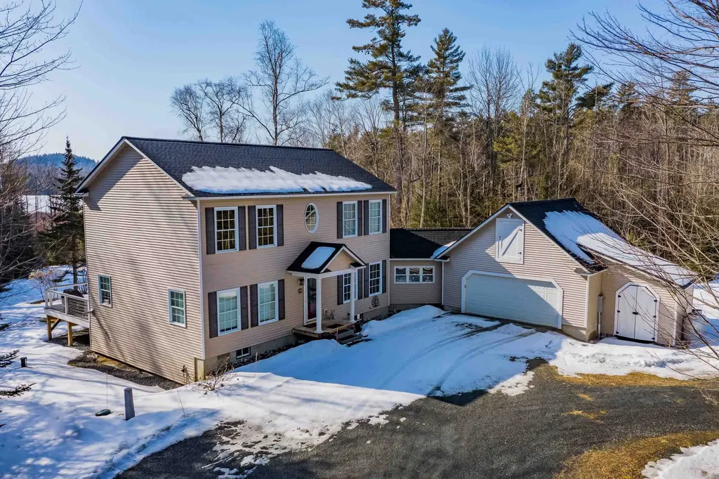 186 Back Bay Road Canaan NH 03741