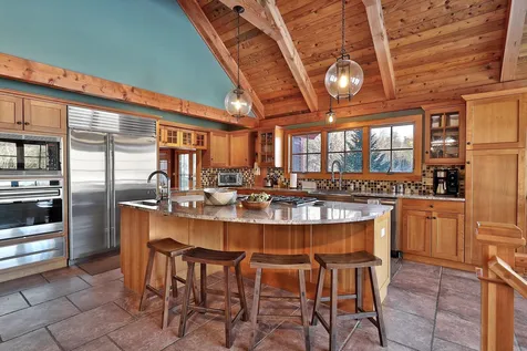 1346 Goldthwaite Road Chester VT 05143