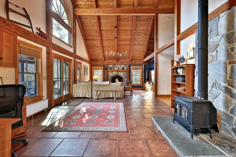 1346 Goldthwaite Road Chester VT 05143