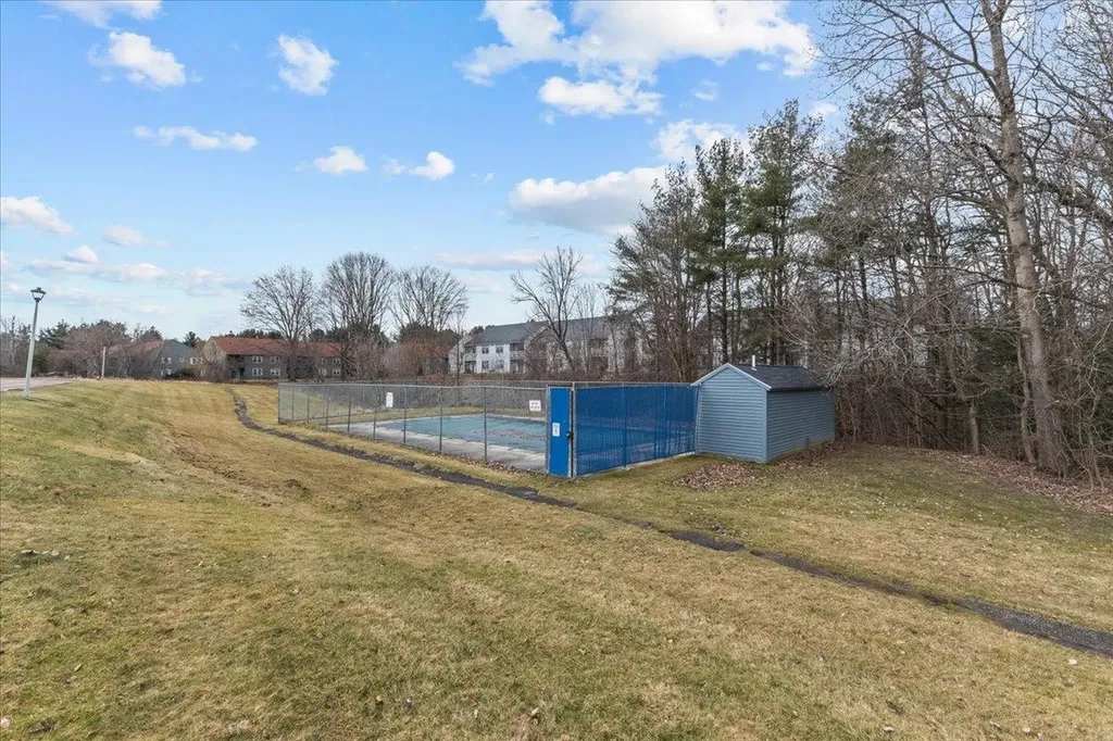 171 N Twin Oaks Terrace South Burlington VT 05403
