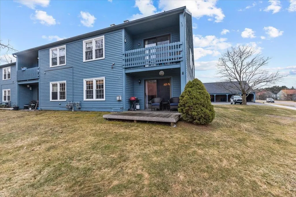 171 N Twin Oaks Terrace South Burlington VT 05403