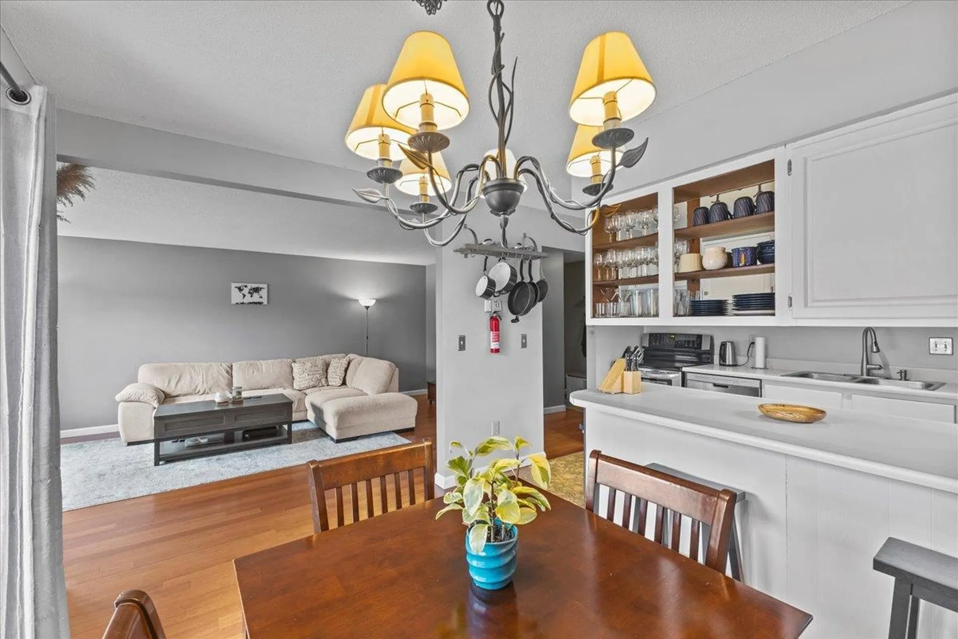 171 N Twin Oaks Terrace South Burlington VT 05403