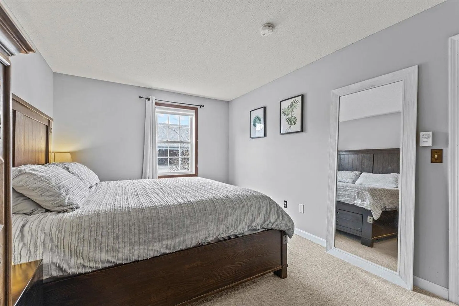 171 N Twin Oaks Terrace South Burlington VT 05403