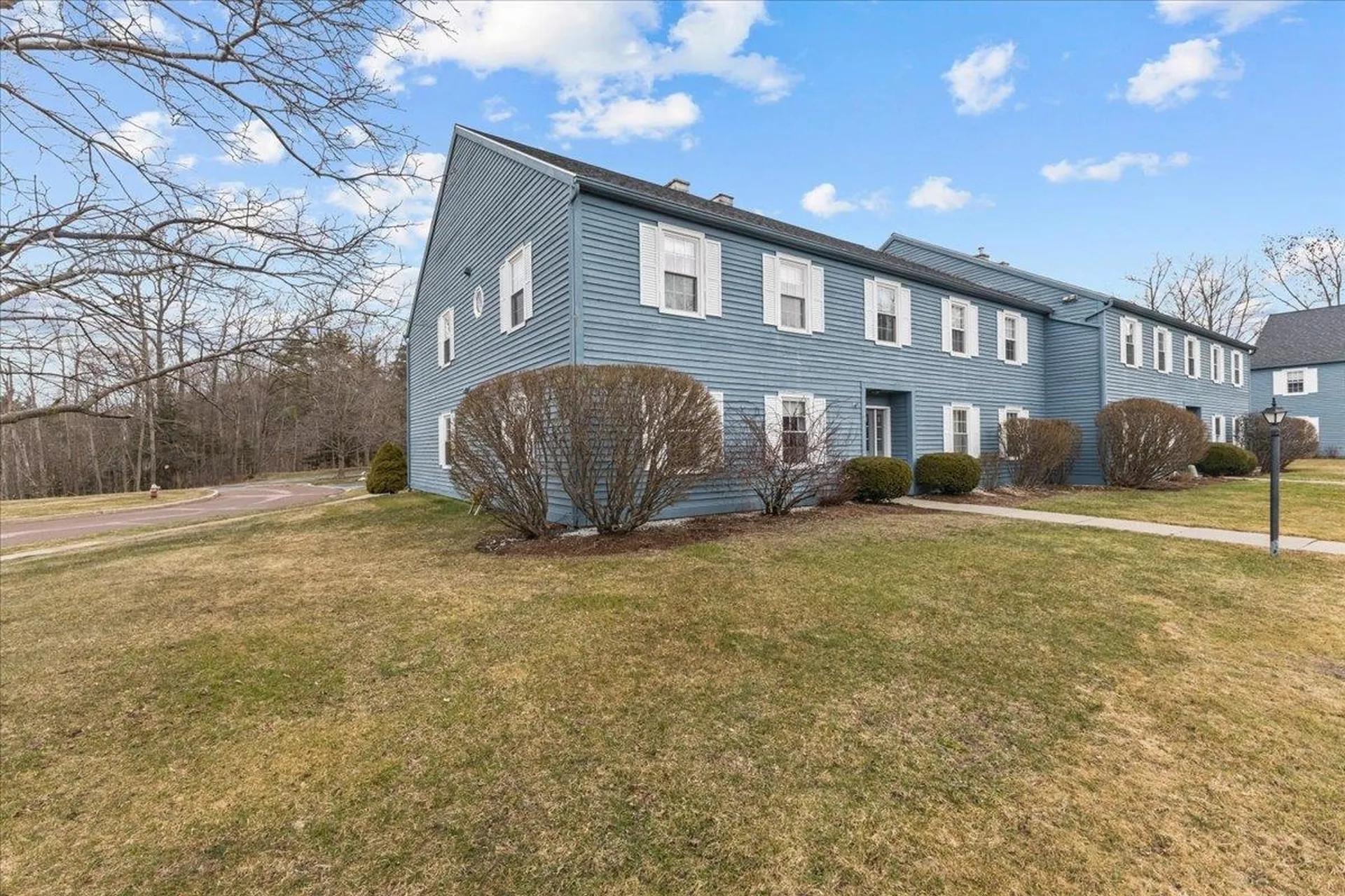171 N Twin Oaks Terrace South Burlington VT 05403
