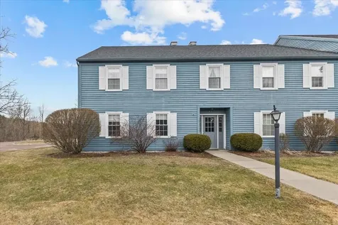 171 N Twin Oaks Terrace South Burlington VT 05403