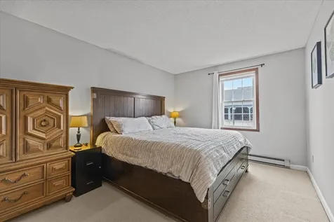 171 N Twin Oaks Terrace South Burlington VT 05403