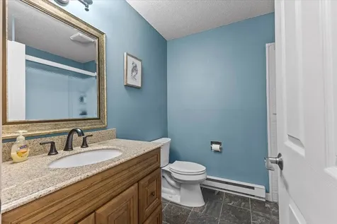 171 N Twin Oaks Terrace South Burlington VT 05403