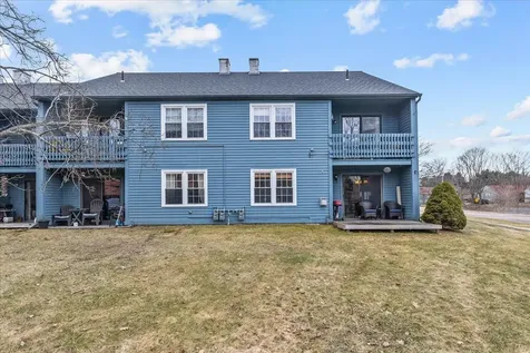 171 N Twin Oaks Terrace South Burlington VT 05403