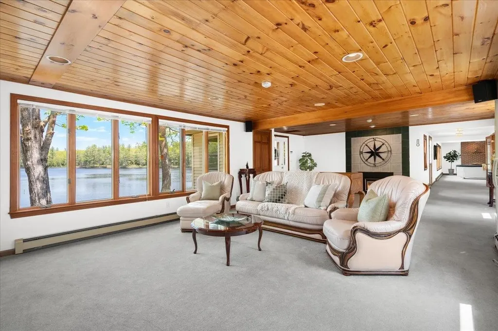 427 Silver Street Middleton NH 03887