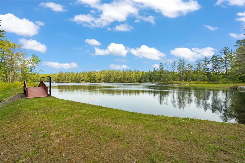 427 Silver Street Middleton NH 03887