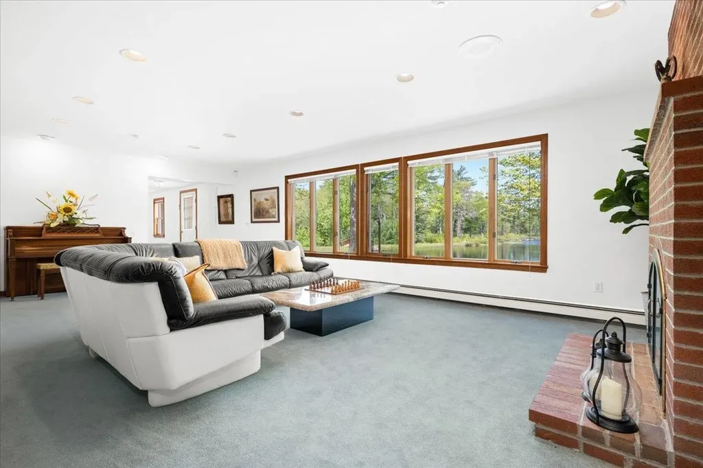 427 Silver Street Middleton NH 03887