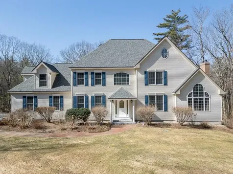 19 Captain Seaver Road Brookline NH 03033