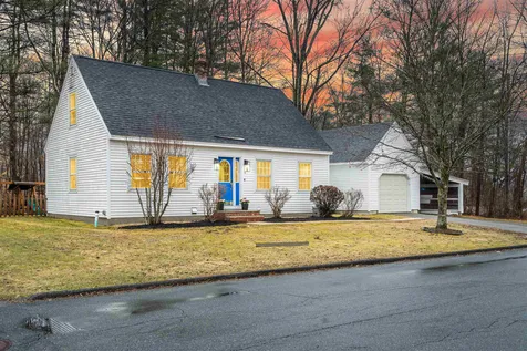6 Carlton Drive Lebanon NH 03784