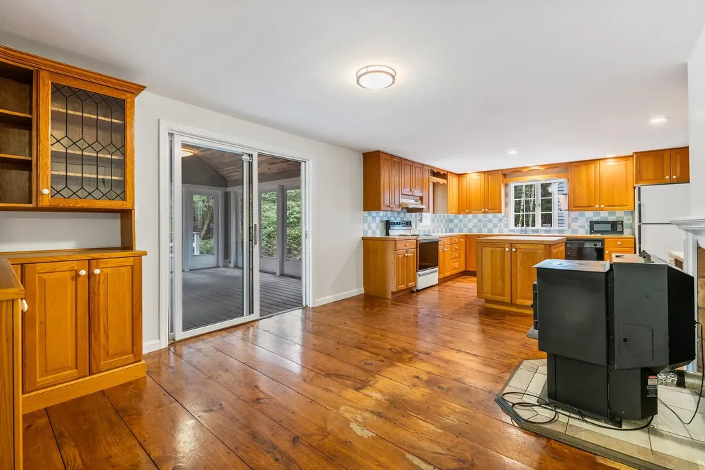 46 Mountainside Road Newbury NH 03255