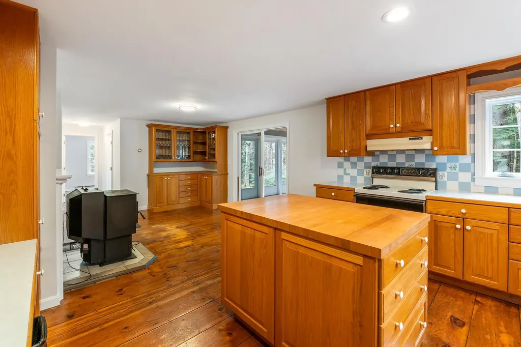 46 Mountainside Road Newbury NH 03255
