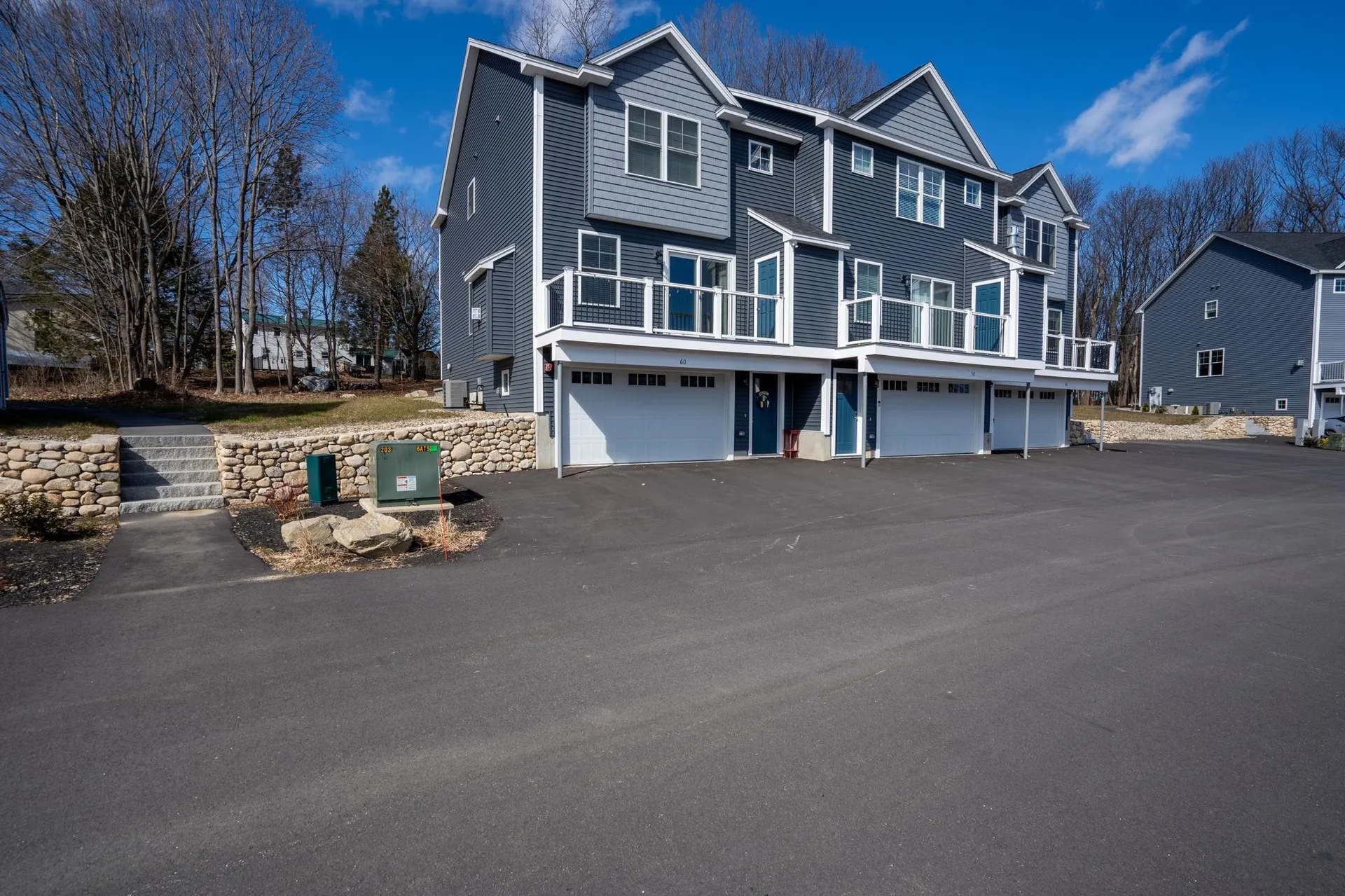 60 Stillwater Circle Somersworth NH 03878