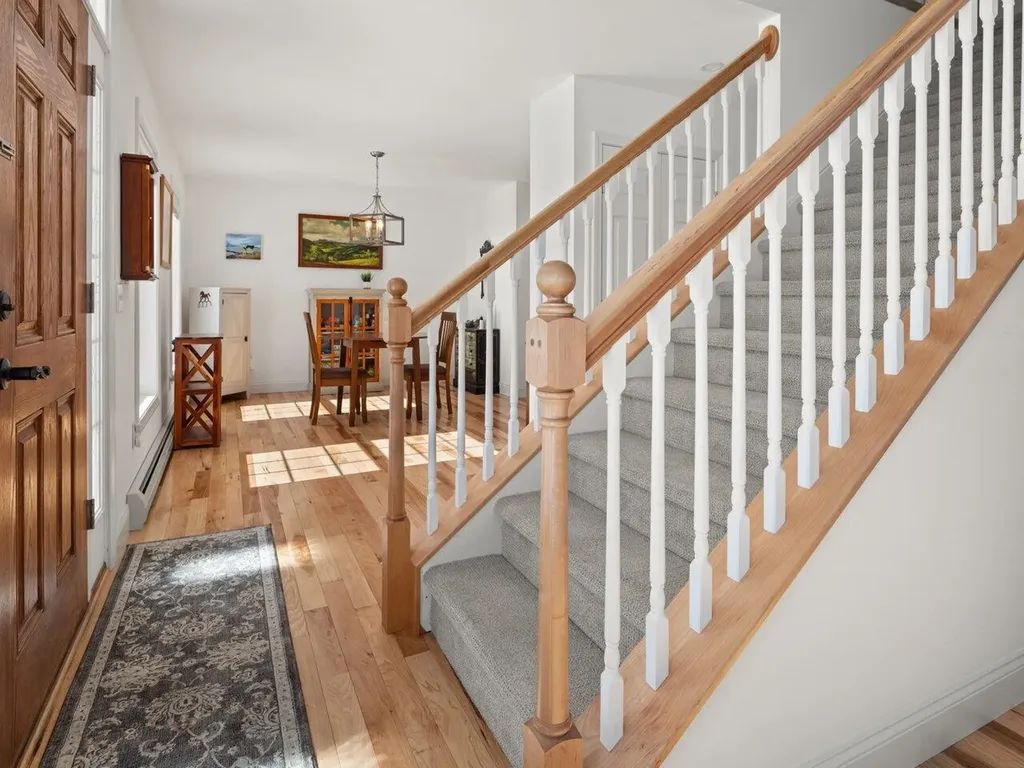20 Jackson Heights Cambridge VT 05464