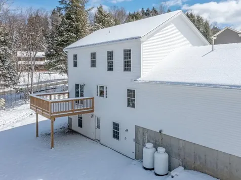 20 Jackson Heights Cambridge VT 05464