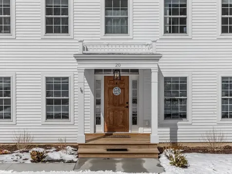 20 Jackson Heights Cambridge VT 05464