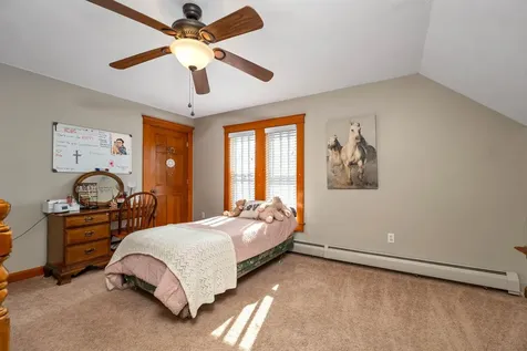 24 Woodland Avenue Laconia NH 03246
