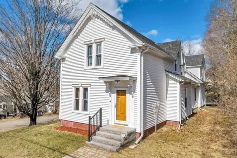 24 Woodland Avenue Laconia NH 03246