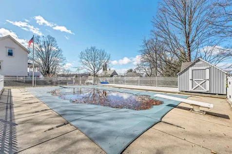 24 Woodland Avenue Laconia NH 03246
