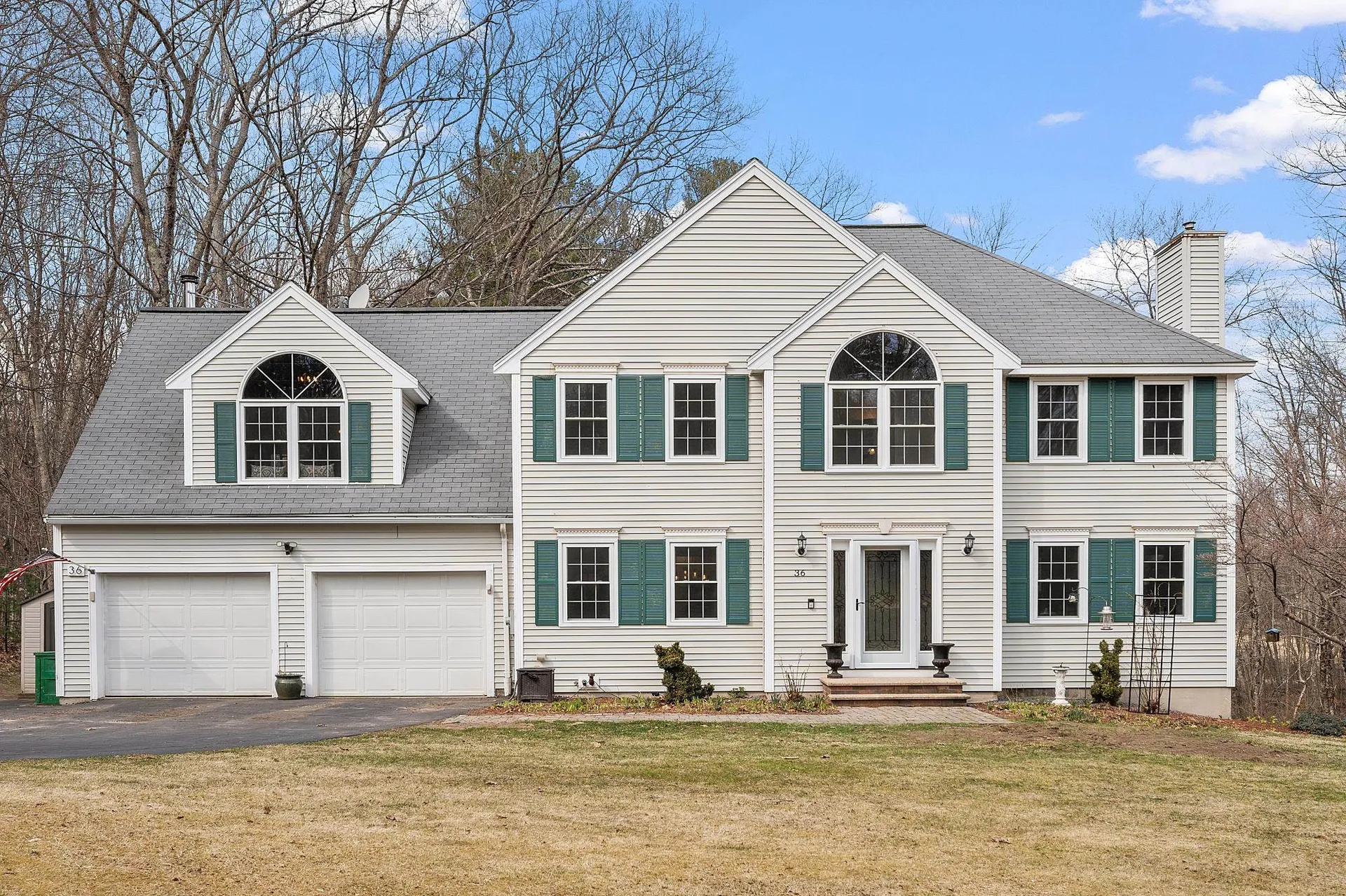 36 Wyndridge Circle Pelham NH 03076