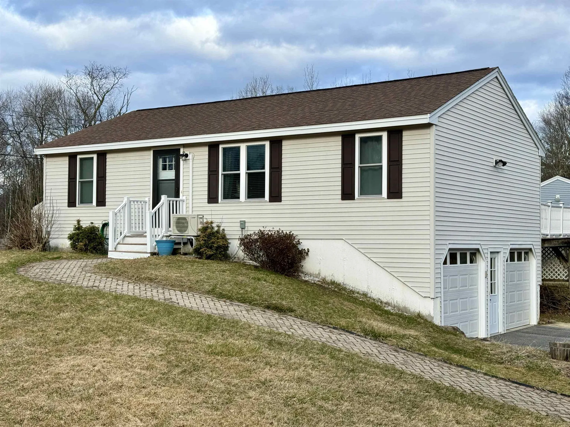 8 Brandywine Drive East Kingston NH 03827