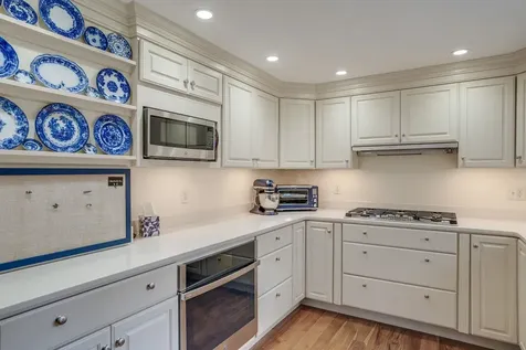 22 Sawyer Avenue Atkinson NH 03811