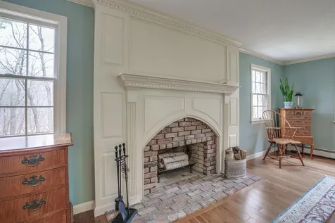 22 Sawyer Avenue Atkinson NH 03811